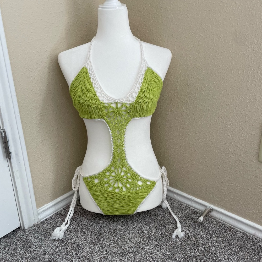 Solid & Striped Green Crochet The Marina Monokini Swimsuit Size XL